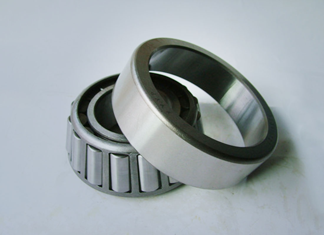 7類圓(yuan)錐滾(gun)子軸(zhou)承-32216(7516E)-80×140×35.25-鷹(ying)牌軸(zhou)承